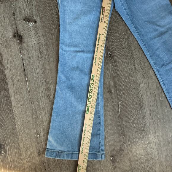 Scoop Flat Front Pocket Flare Leg Light Wash Denim Jeans Size 4 - Picture 6 of 13